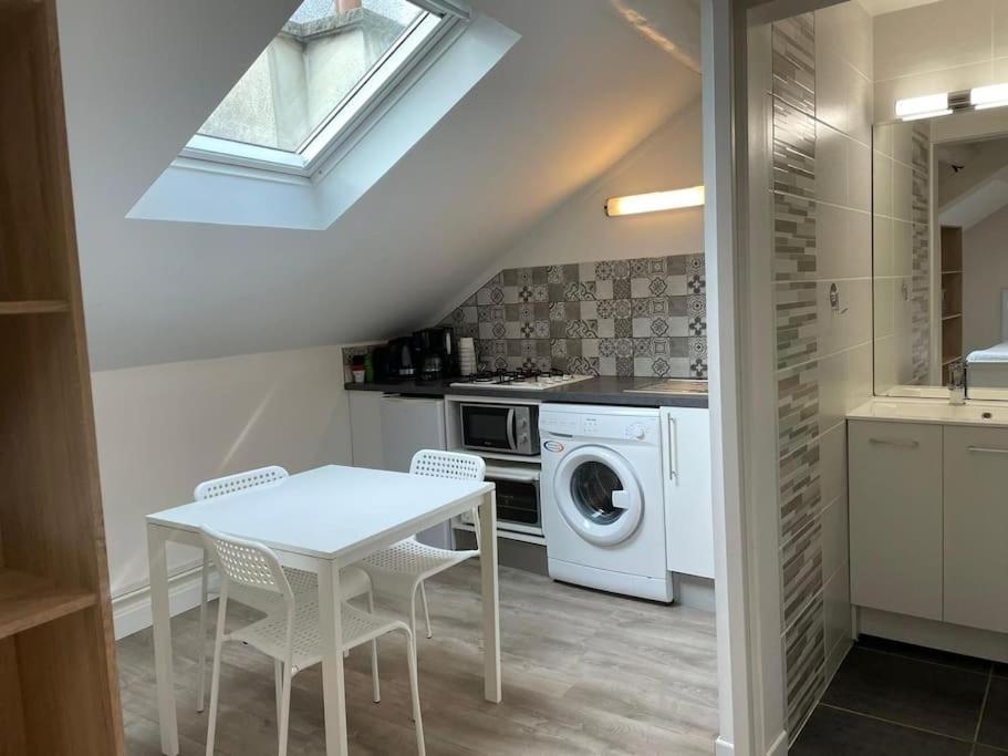 Studio Hypercentre 4 Min Avenue De Champagne Apartment Epernay Bagian luar foto